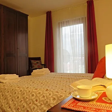 Living Valley Apartment *